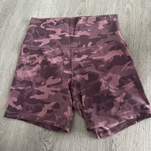 Lululemon align shorts - pink camo